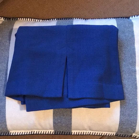 Bright blue gorgeous BCBGeneration azure mini size 10! - Picture 2 of 8